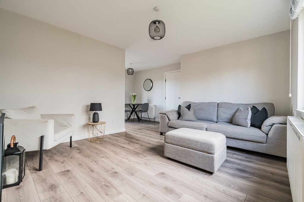 Property photo 3 of 16 Property Image 3