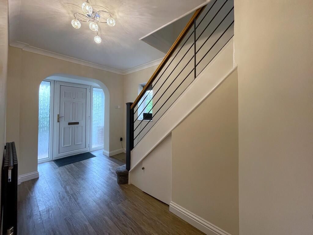 Property photo 3 of 43