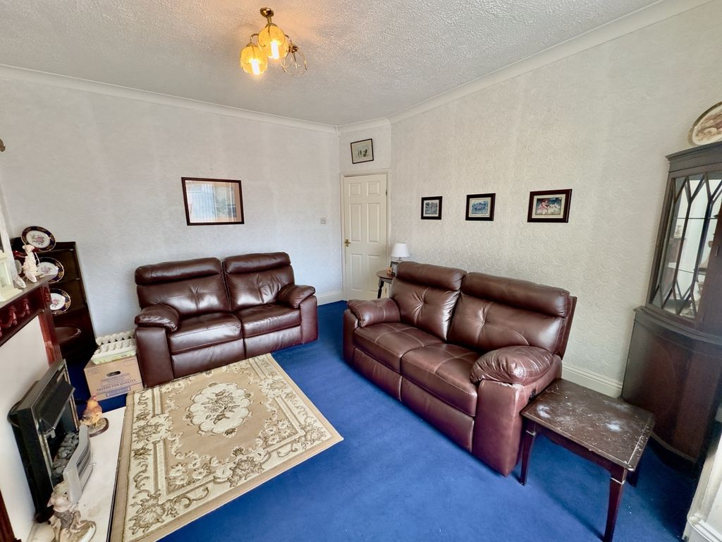 Property photo 3 of 22