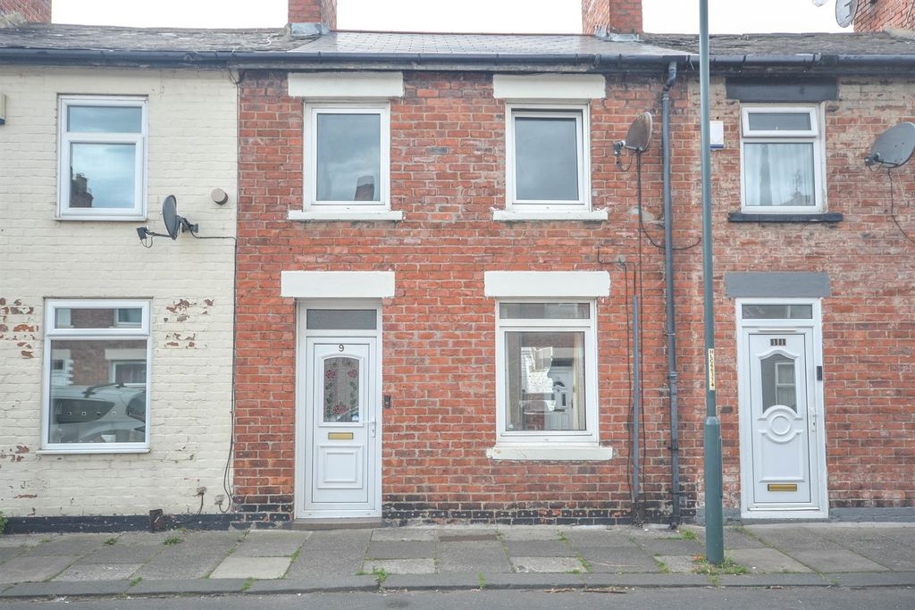 Property photo 1 of 11 (Main)