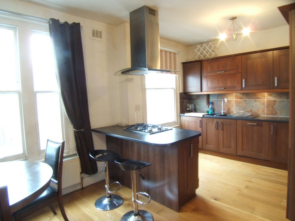 Property photo 3 of 7 Photo 3