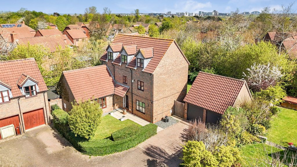 Property photo 2 of 30