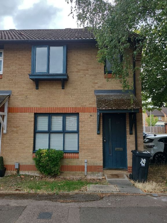Property photo 1 of 8 Front
