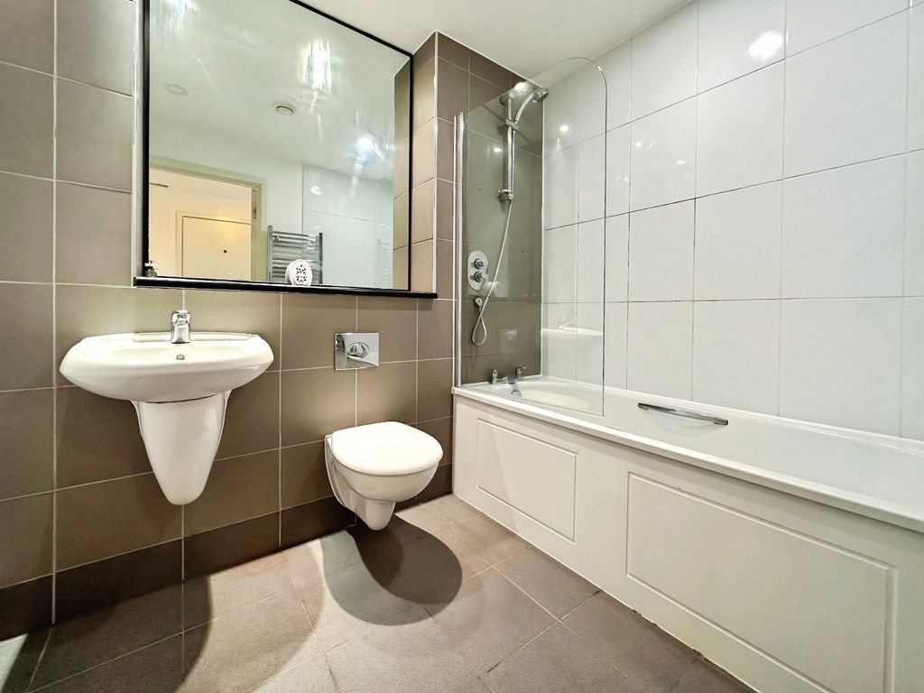 Property photo 3 of 9 Picture No. 21