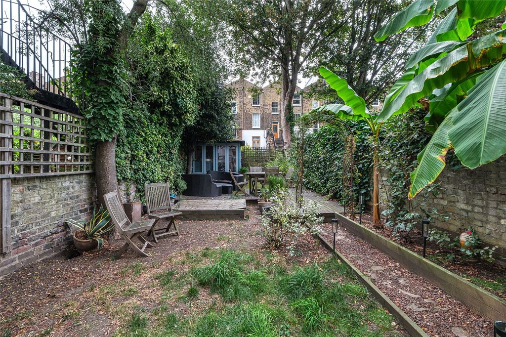 Property photo 3 of 13 Picture No. 23