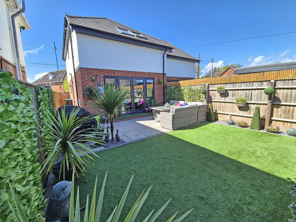Property photo 2 of 16 Picture No. 16