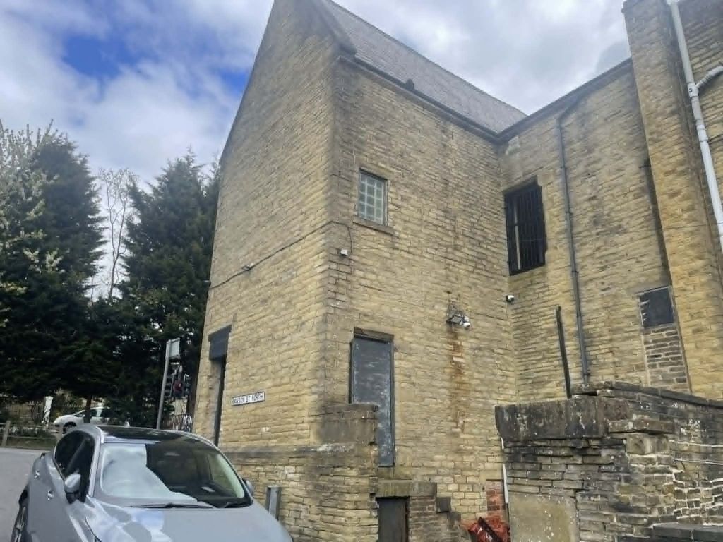 Property photo 1 of 29