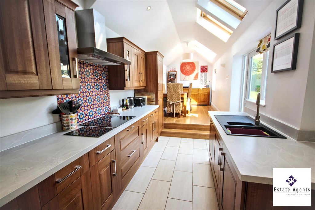 Property photo 3 of 25 Extended Open Plan Kitchen/Dining Room