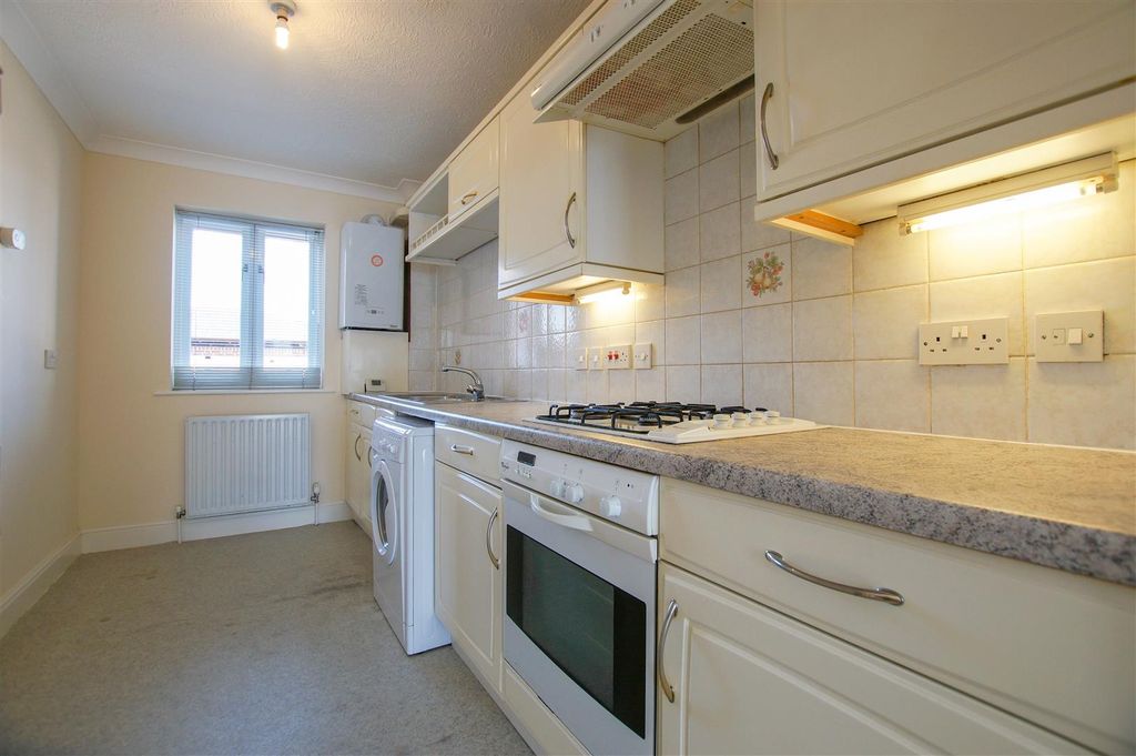 Property photo 2 of 6
