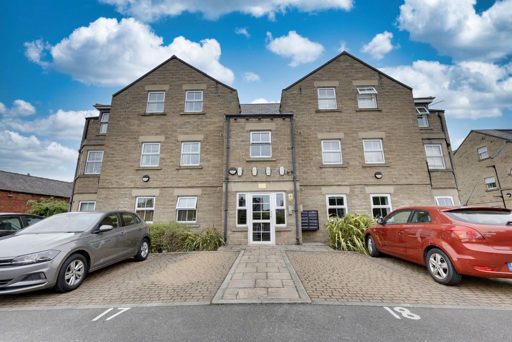 Property photo 1 of 13 Picture No. 02
