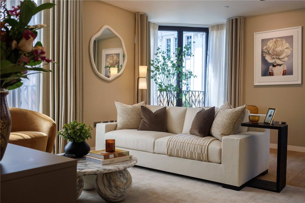 Property photo 3 of 7 Picture No. 05