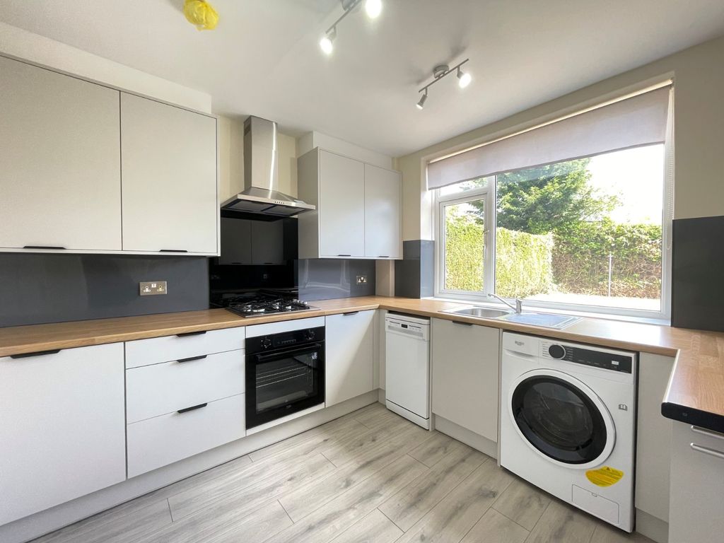Property photo 2 of 14 Picture No. 09