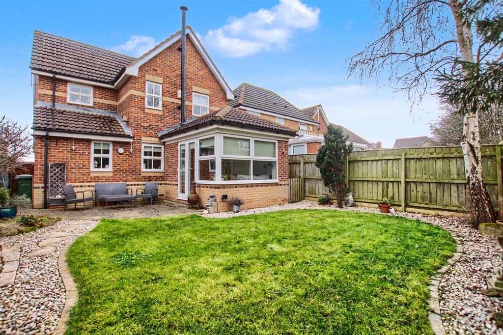 Property photo 2 of 16 mc3.Jpg