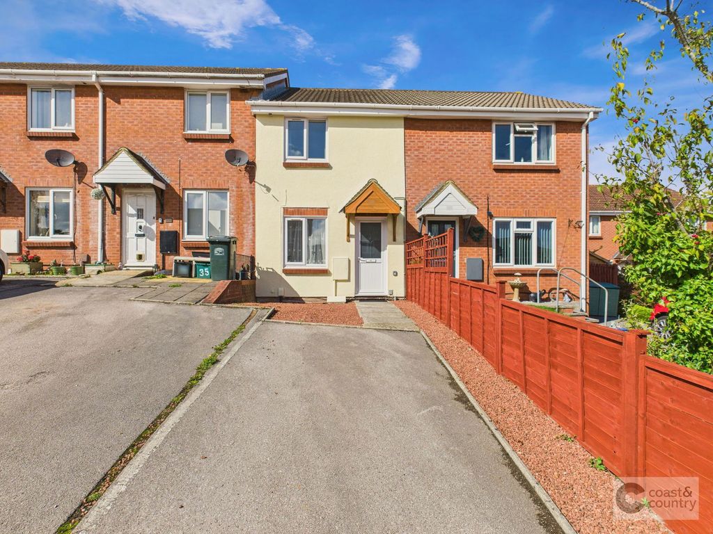 Property photo 1 of 11