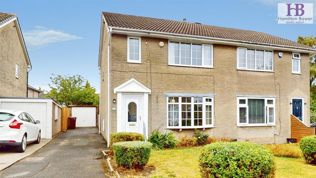 Property photo 1 of 13 Be4Ec035-29-Oakroyd-Avenue-08172026_120713.Jpg