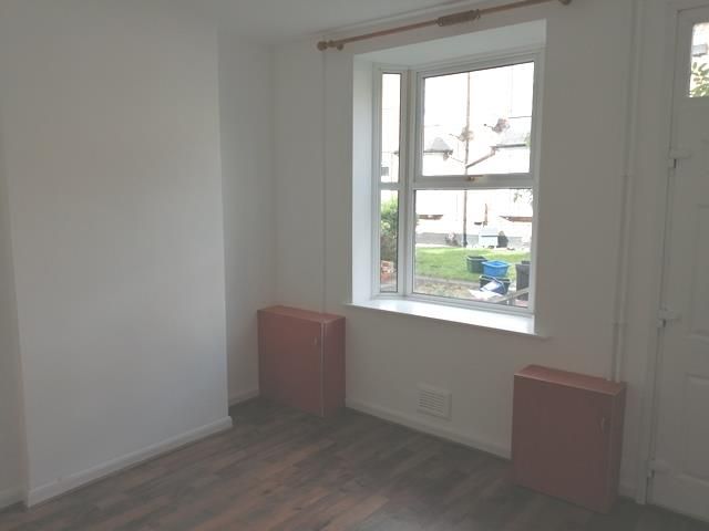 Property photo 2 of 7 Lounge.Jpg