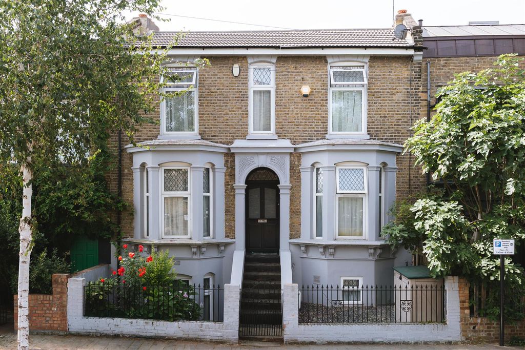 Property photo 1 of 42 Rushmore Road-5.Jpg