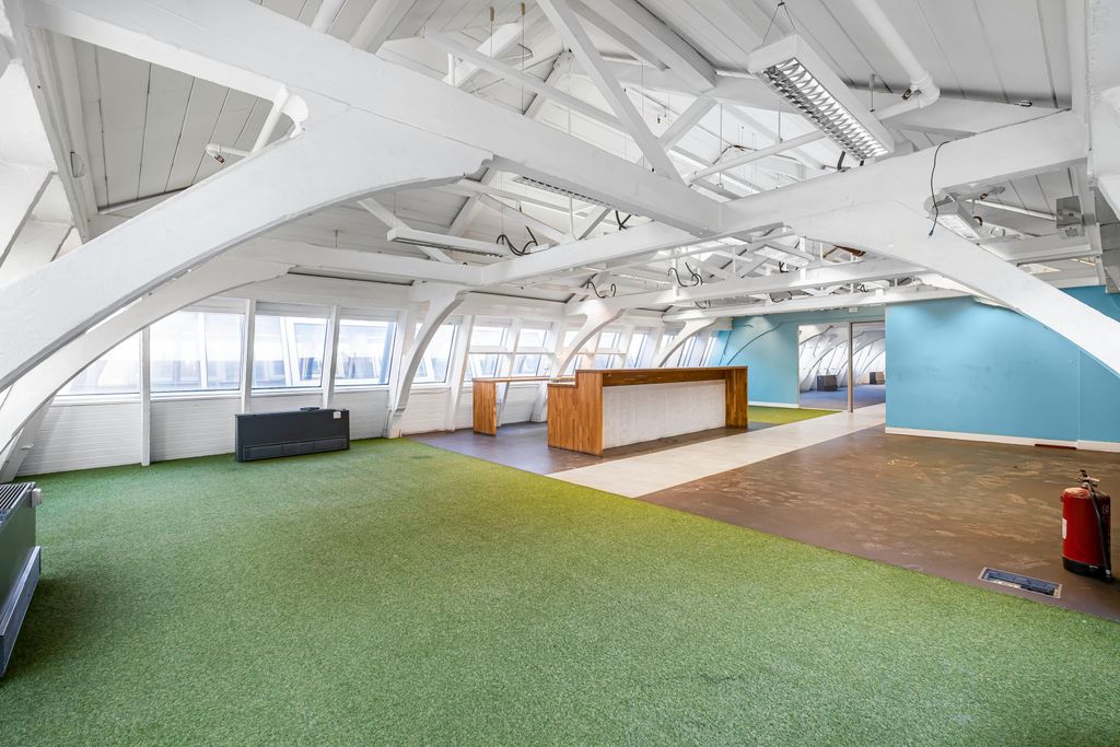 Property photo 3 of 8 60_11746.Jpg