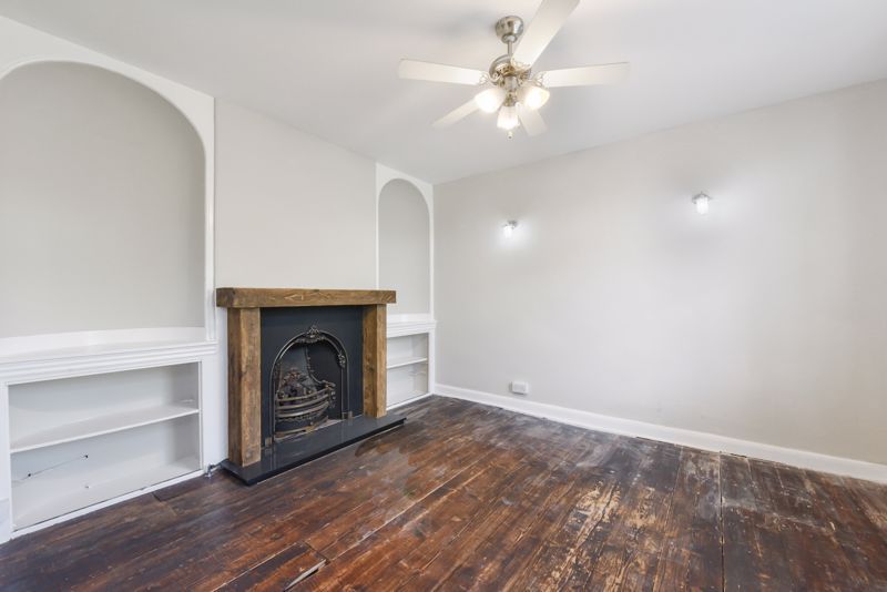 Property photo 3 of 13 Photo 2