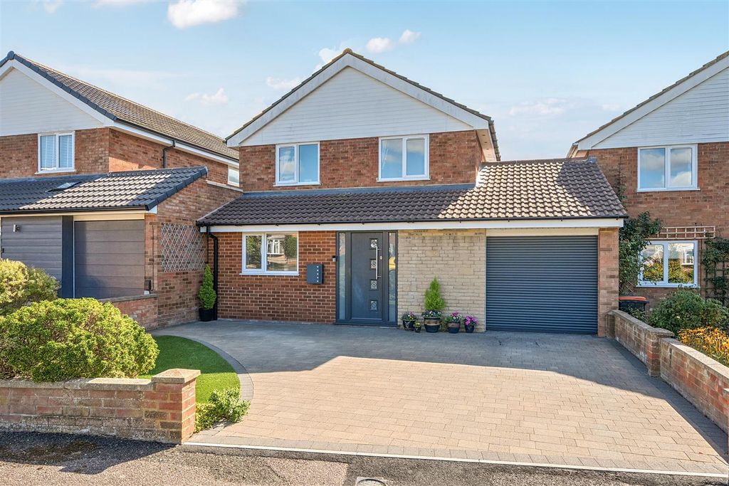 Property photo 1 of 25 1357726-5-68d13Ac10E295.Jpg