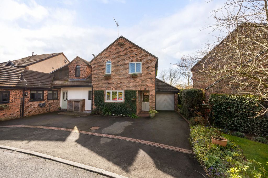 Property photo 1 of 29