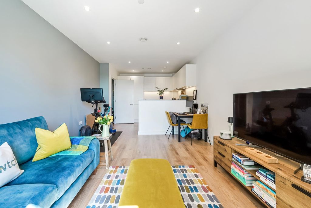 Property photo 1 of 10