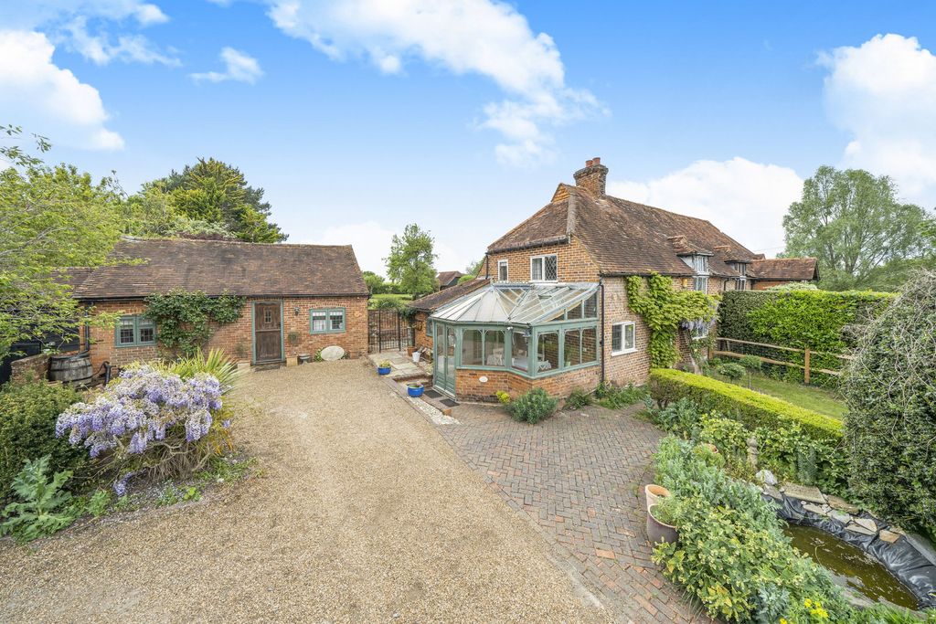 Property photo 1 of 30