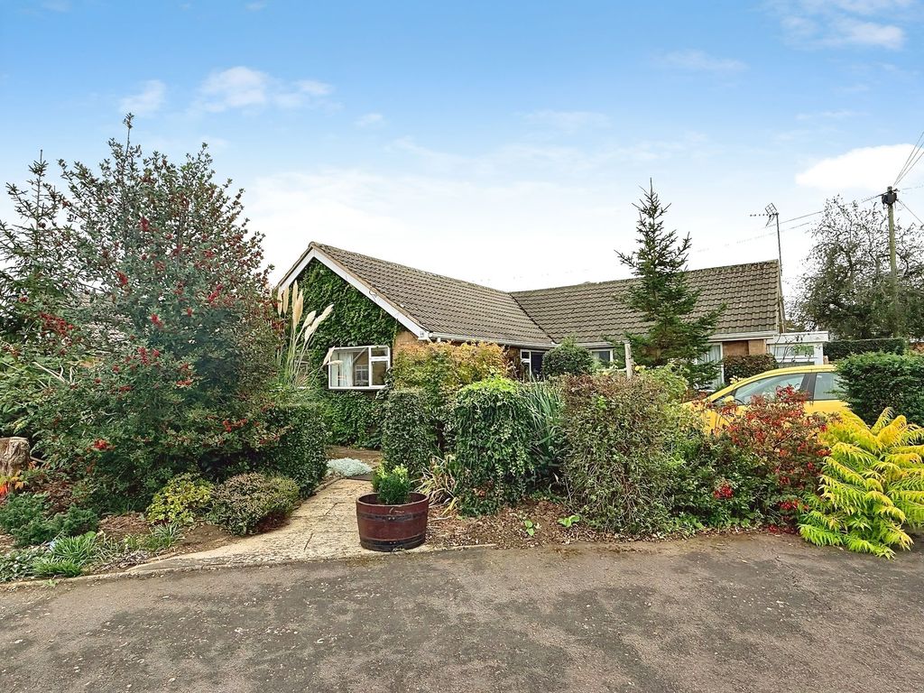 Property photo 2 of 30