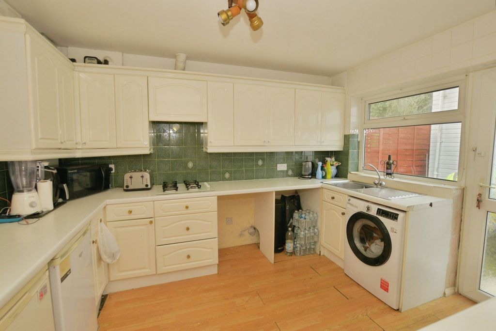 Property photo 3 of 15 Pbox-Img.Jpg