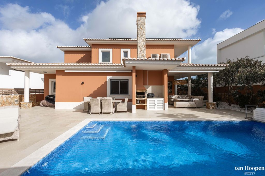 Property photo 1 of 30