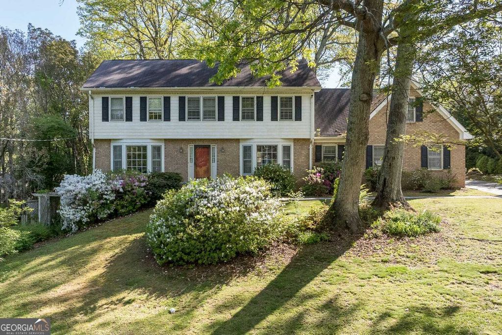 Property photo 1 of 1