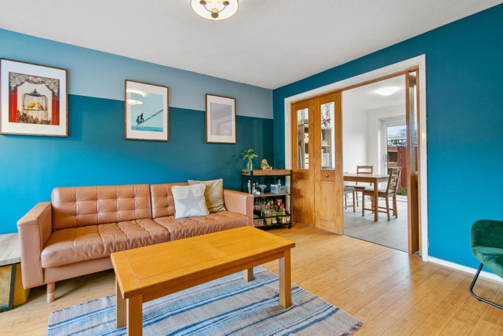 Property photo 3 of 28