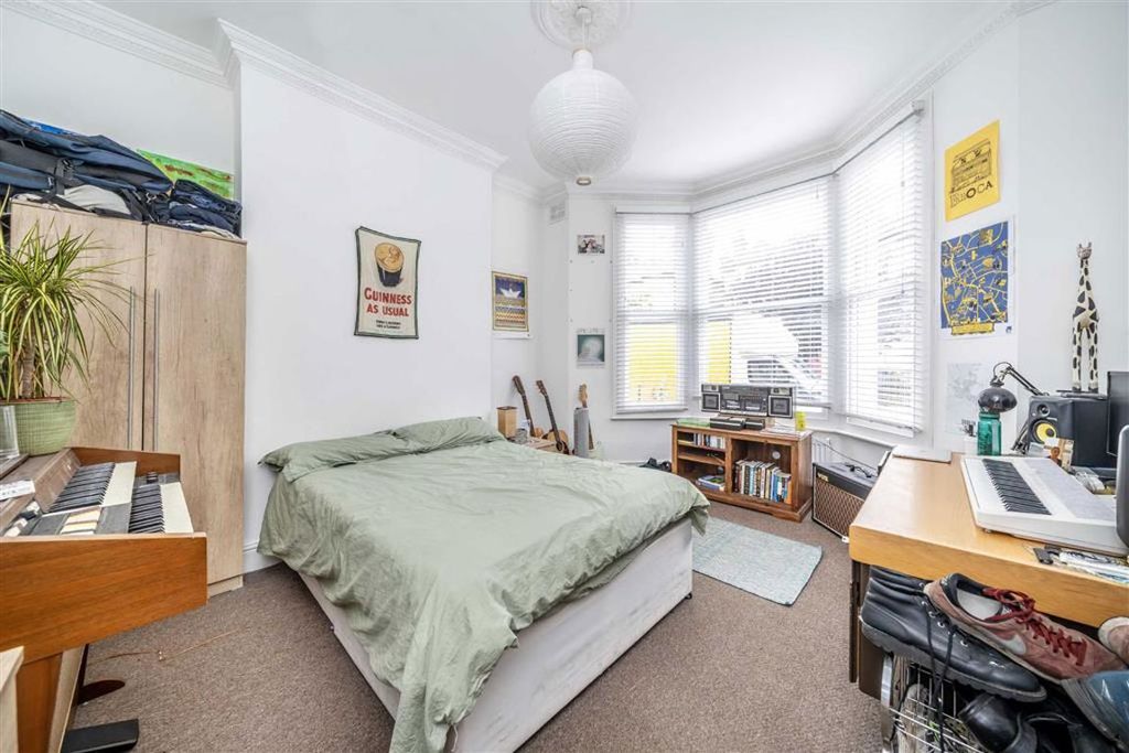 Property photo 3 of 5