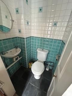 Property photo 3 of 10 Ground Floor WC.Jpg