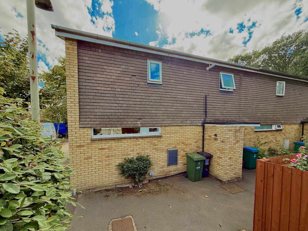 Property photo 1 of 17 External