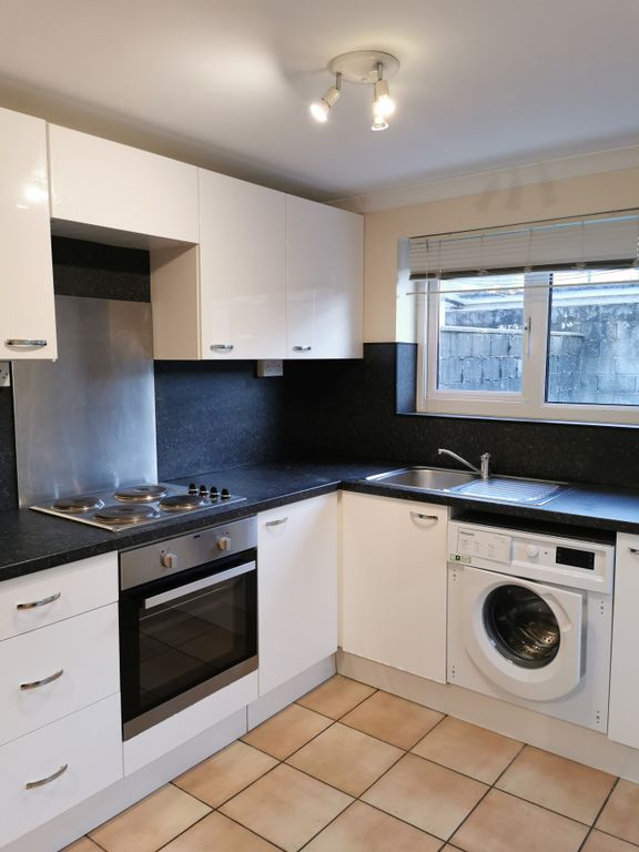 Property photo 2 of 13