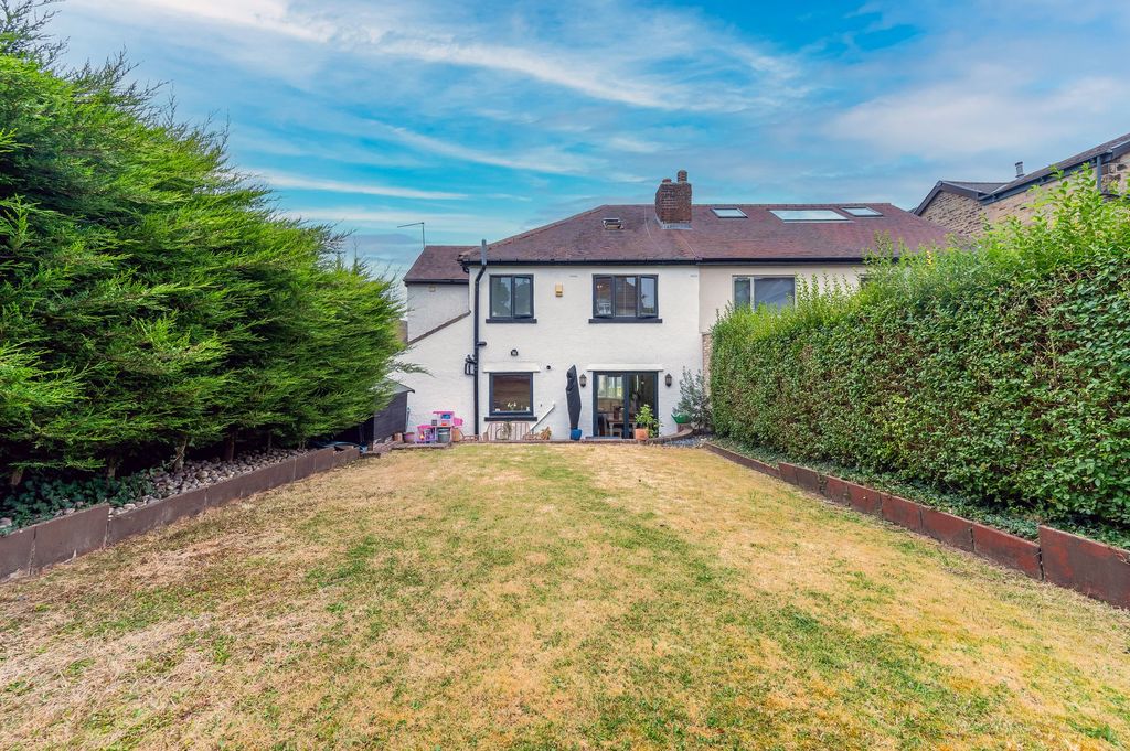 Property photo 1 of 36
