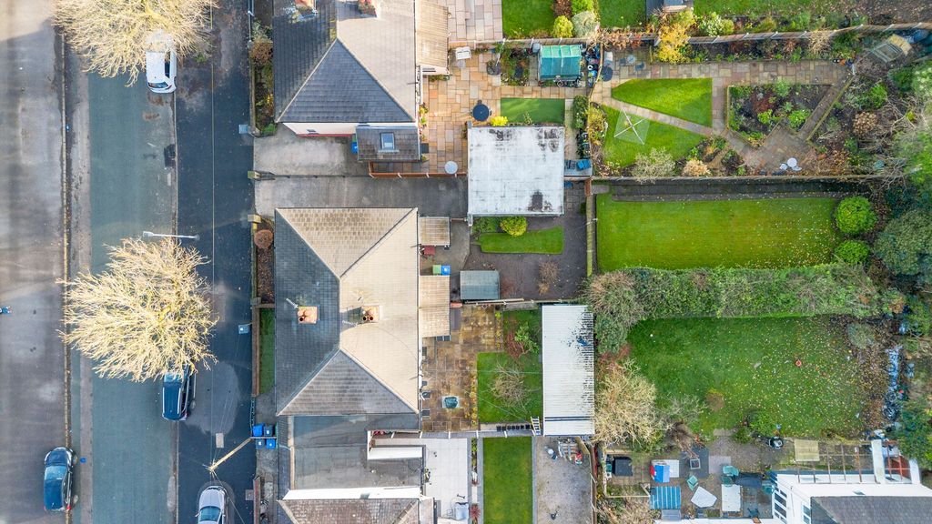 Property photo 3 of 21