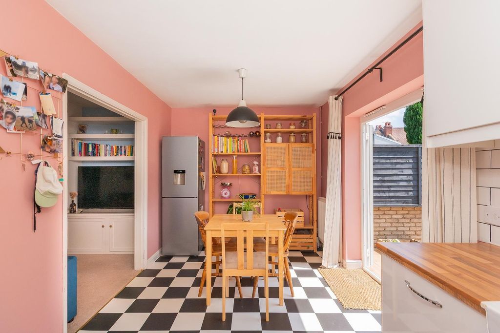 Property photo 3 of 39 3S3Rsap - Kitchen Diner E.Jpg