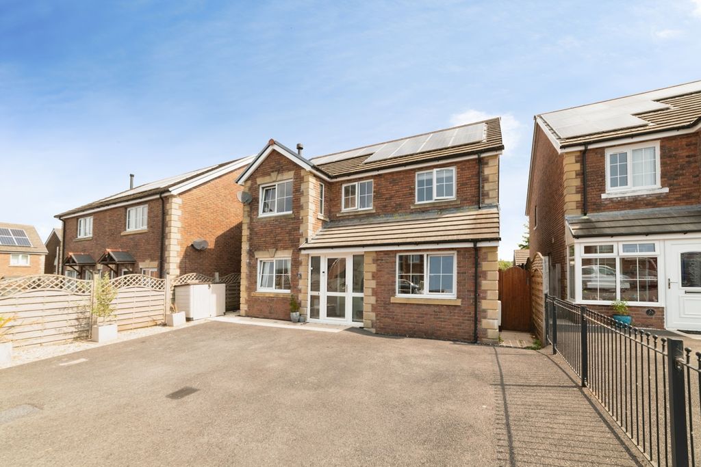Property photo 1 of 21 Pbox-Img.Jpg