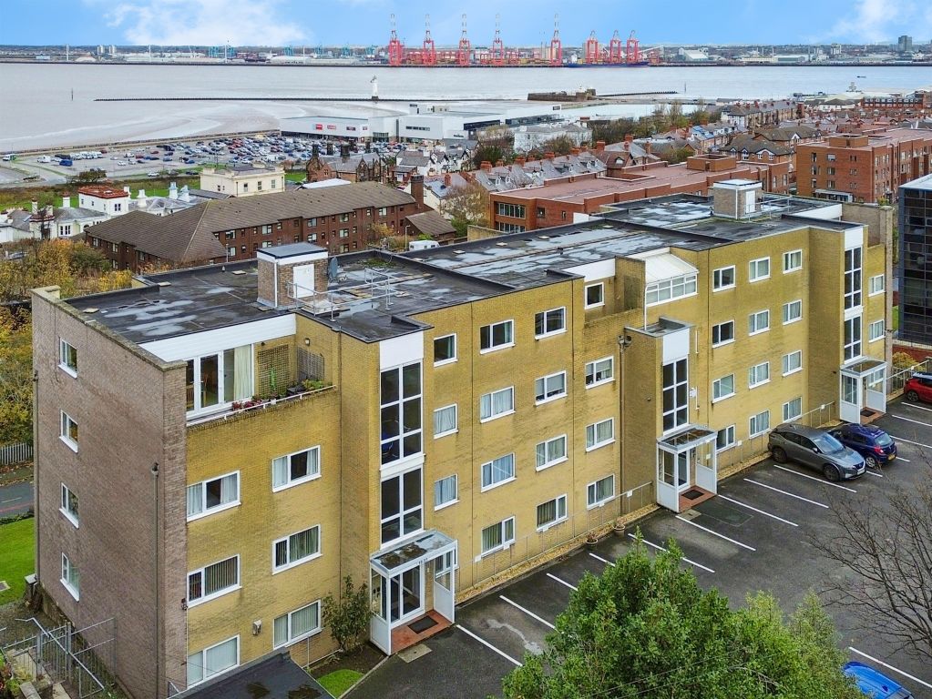 Property photo 1 of 17