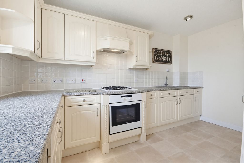 Property photo 2 of 31 Dsc04289