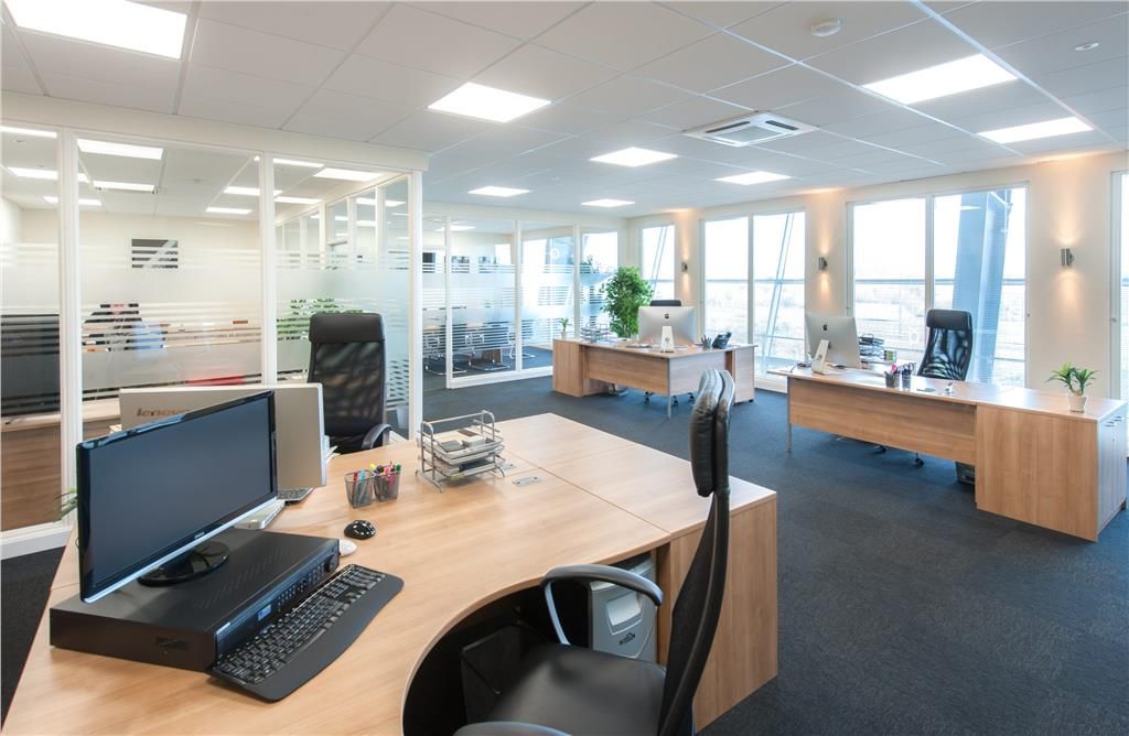 Property photo 2 of 16 Serviced Office To Rent In Marsh Way, Rainham, Rm1
