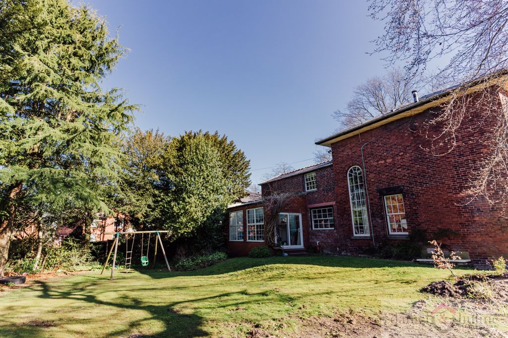 Property photo 3 of 48 Dsc08629-Hdr