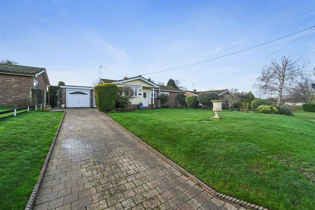 Property photo 1 of 17 Front