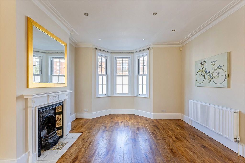 Property photo 1 of 21 Reception Room