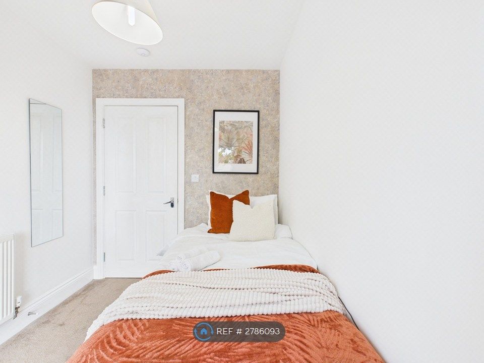 Additional image 21 of 4 bed semi-detached house to rentSaxon Way, Wychbold, Droitwich WR9