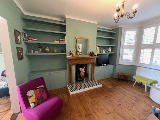 Property photo 2 of 17