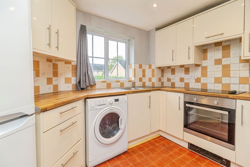 Property photo 3 of 18