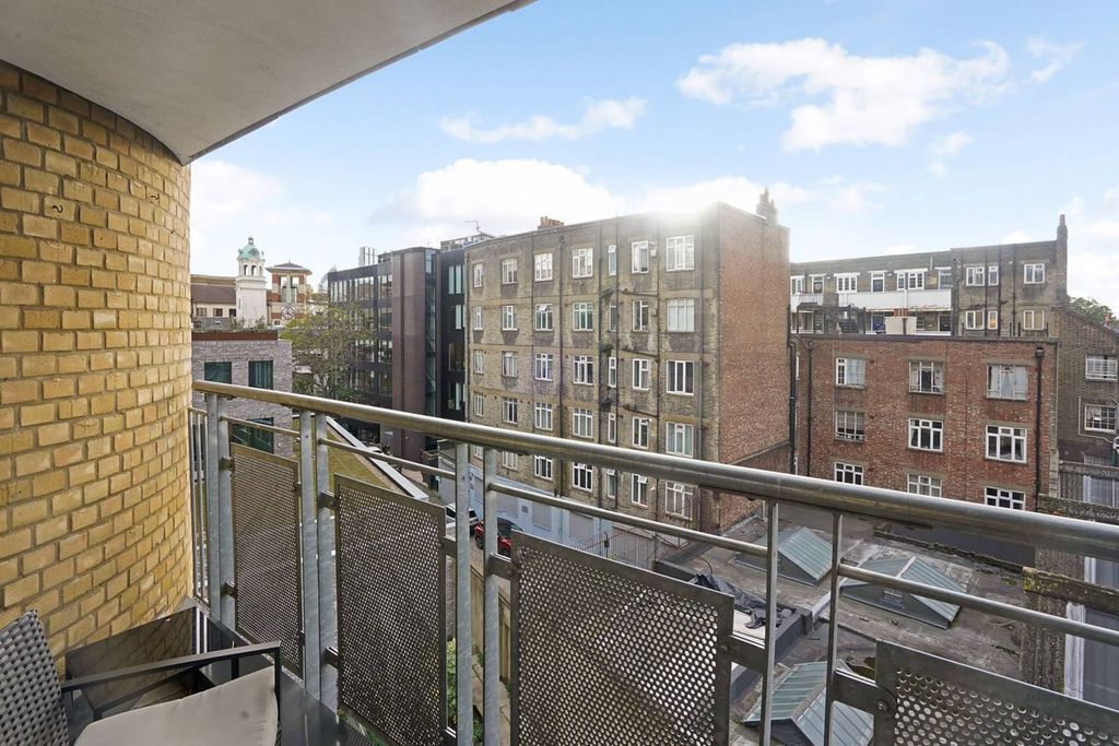 Property photo 3 of 14